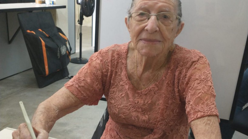 A cearense Raimunda estava com o cadastro eleitoral inativo desde 2009 e regularizou a situação aos 99 anos