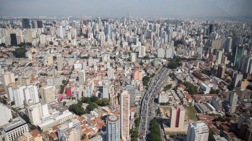 Vista aérea da cidade de São Paulo, uma das cidades mais caras para milionários, segundo ranking da Julius Baer