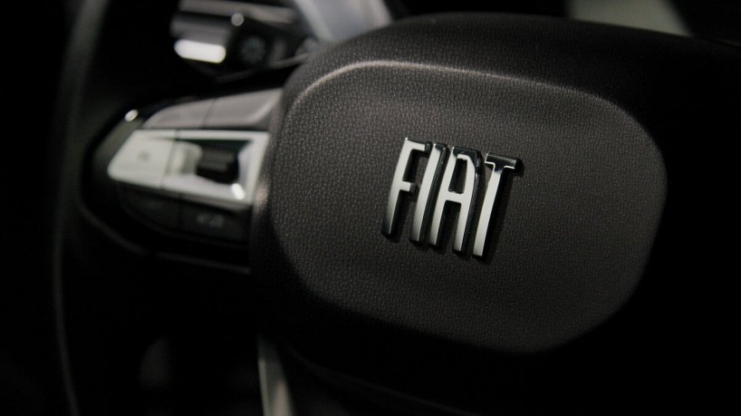 Fiat revela imagens do interior da nova picape Titano. 