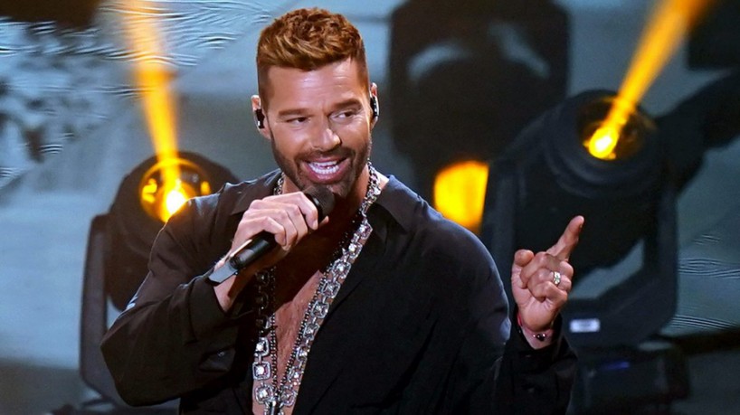 Fã argentino de Ricky Martin faz mais de 30 cirurgias plásticas para ficar parecido com o artista