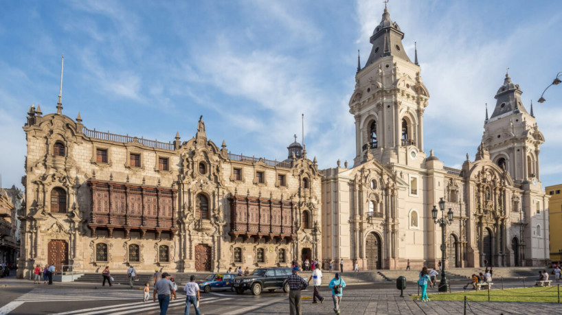 Lima possui um polo gastronômico atrativo (Imagem: Christian Vinces | ShutterStock)