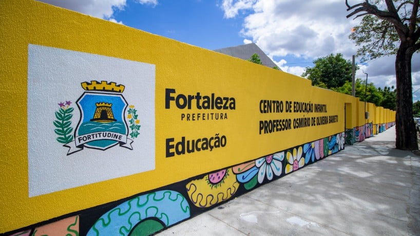 Dois equipamentos de educação foram requalificados e entregues no bairro Mondubim, em Fortaleza, nesta sexta-feira, 30