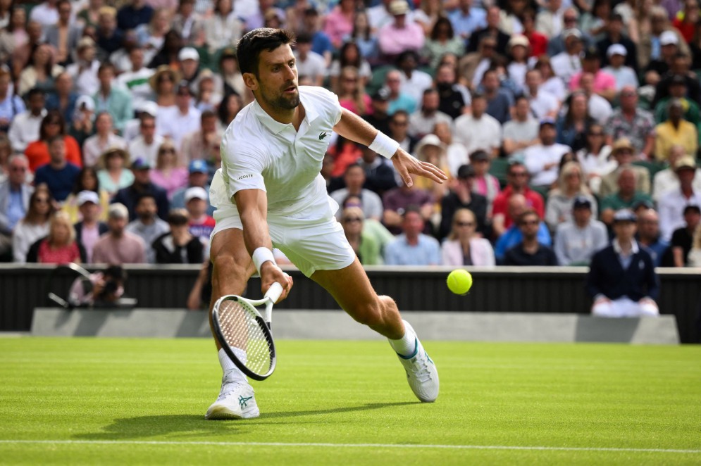 Djokovic recebe pela sétima vez o título de campeão mundial da ITF