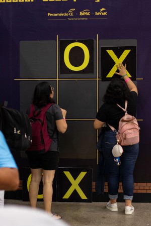 Para além dos jogos digitais, Sana promove diversão analógica para jovens(Foto: Samuel Setubal / O POVO)