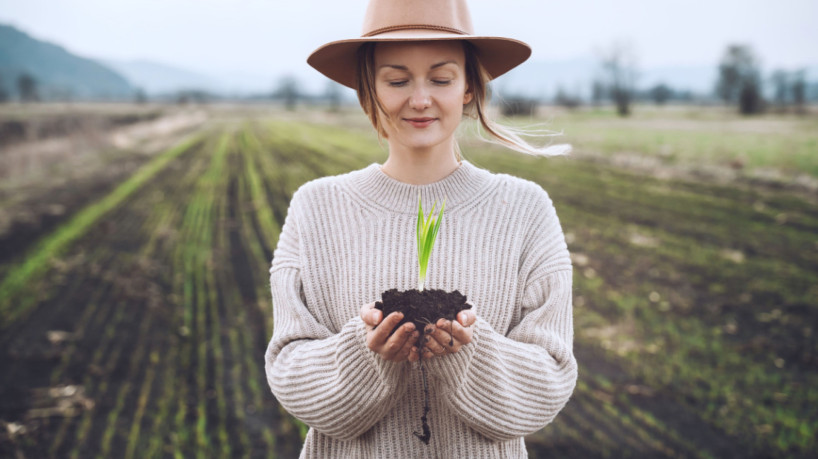 O consumo sustentável beneficia a Terra e as pessoas (Imagem: Natalia Deriabina | ShutterStock)