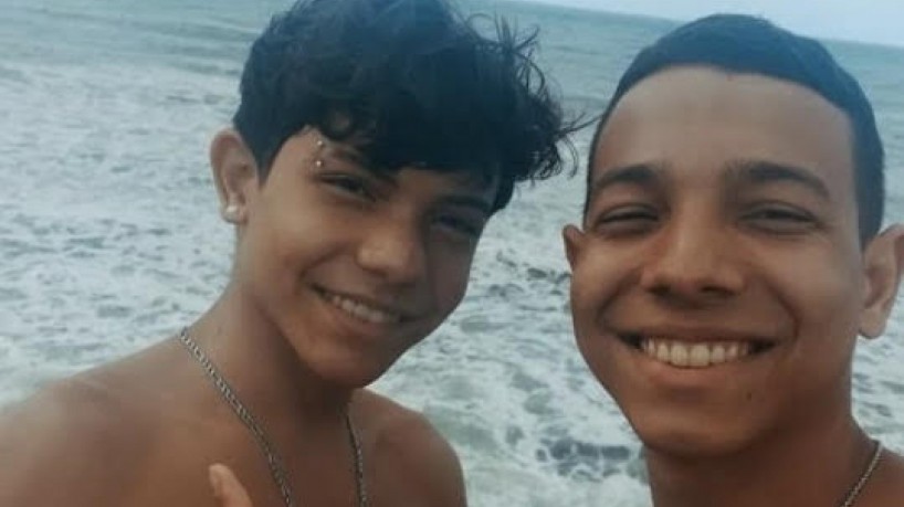 ￼IRMÃOS Davi e Daniel