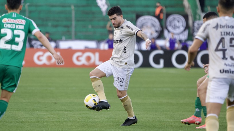 Richardson esteve em campo na derrota do Ceará para o Juventude em 2022