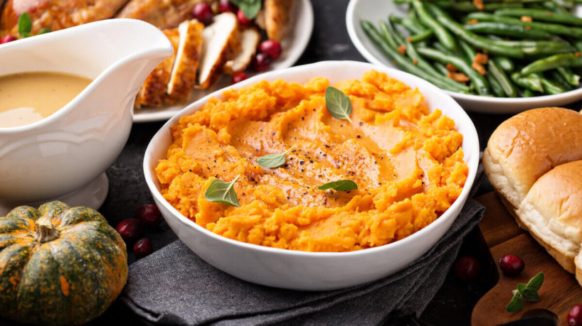 Purê de batata-doce laranja (Imagem: Elena Veselova | Shutterstock)