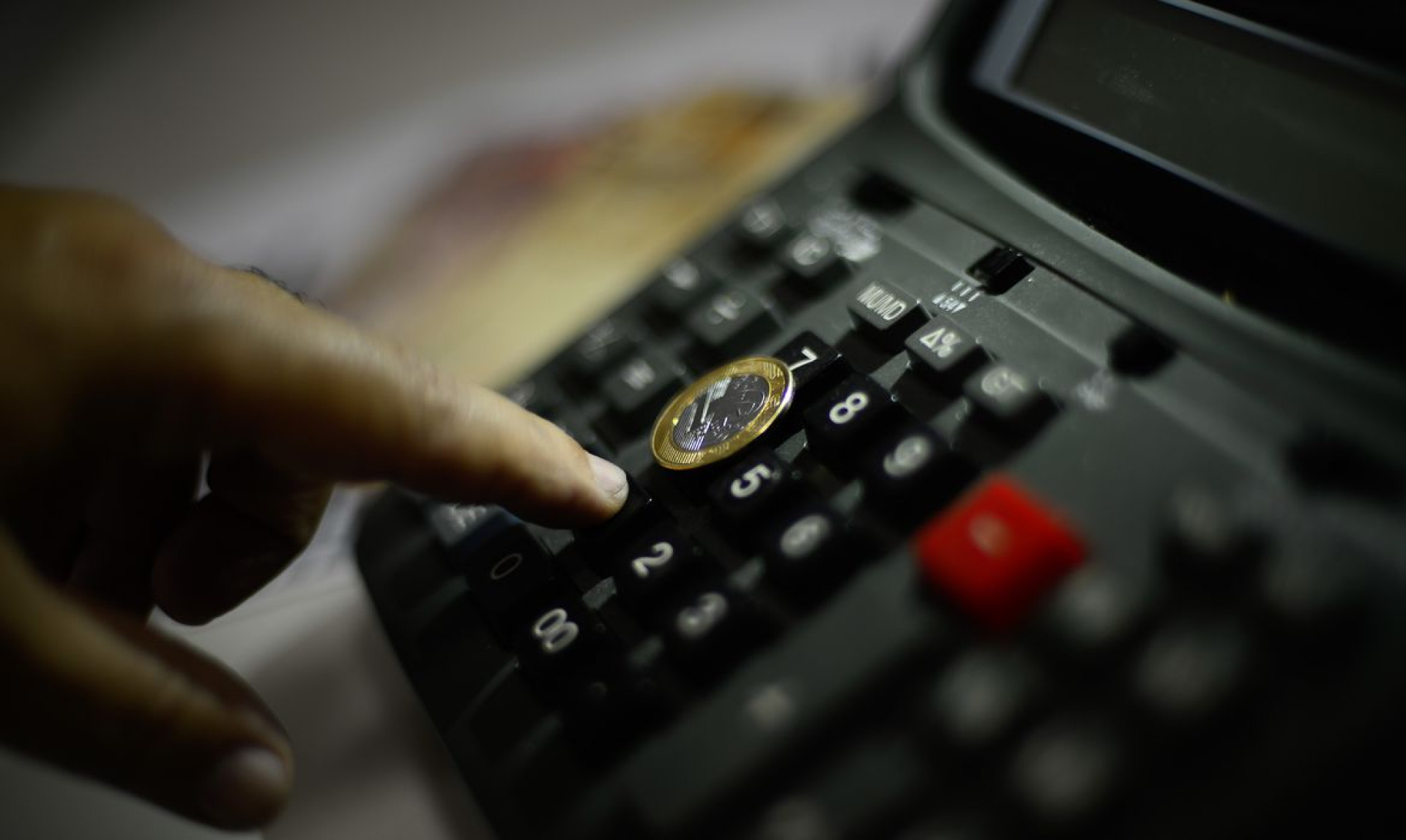 Economia, Moeda Real,Dinheiro, Calculadora (Foto: Marcello Casal JrAgência Brasil)