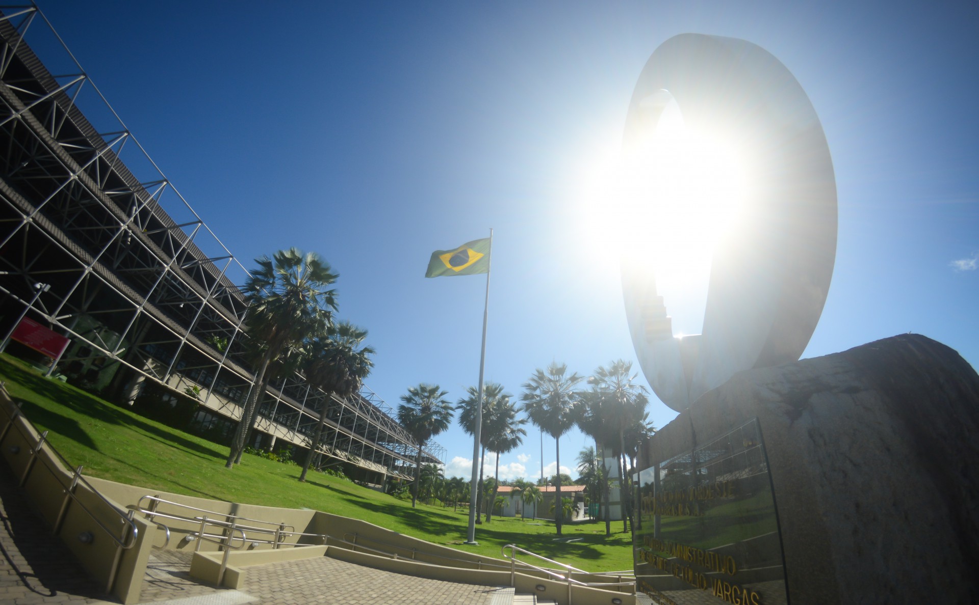 Foto da fachada do Banco do Nordeste (Foto: Divulgação)