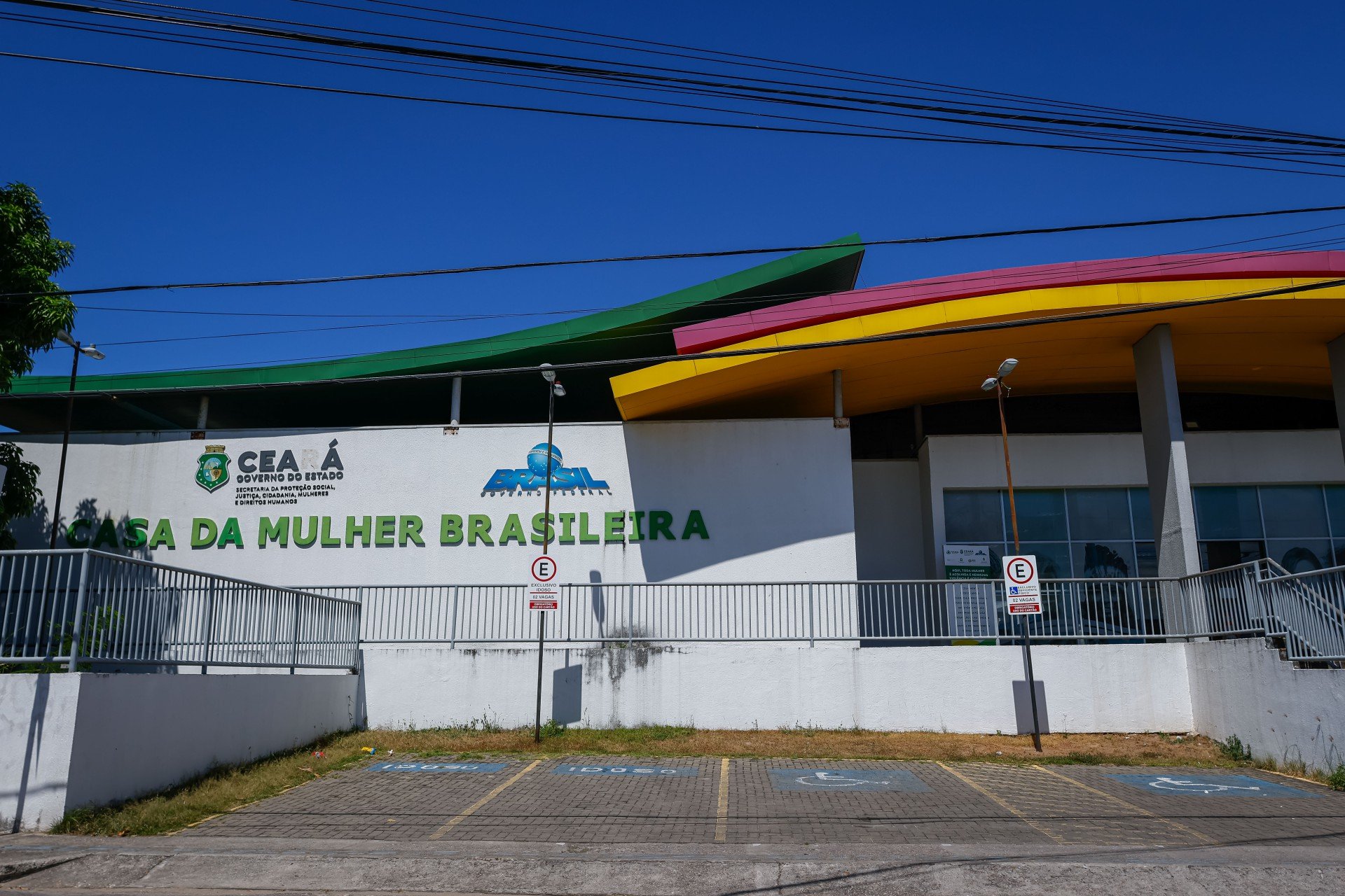 Casa da Mulher Brasileira recebe lançamento de livro com relatos de violência e superação
 (Foto: AURÉLIO ALVES)