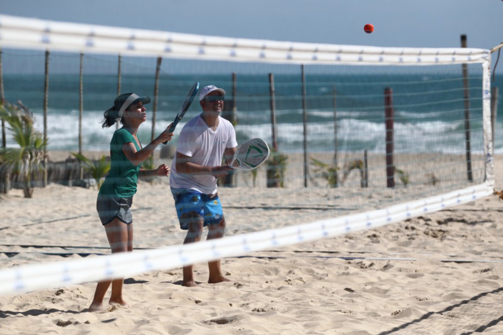 Um dos objetivos da ação é tornar o Beach Tennis ainda mais popular na cidade  