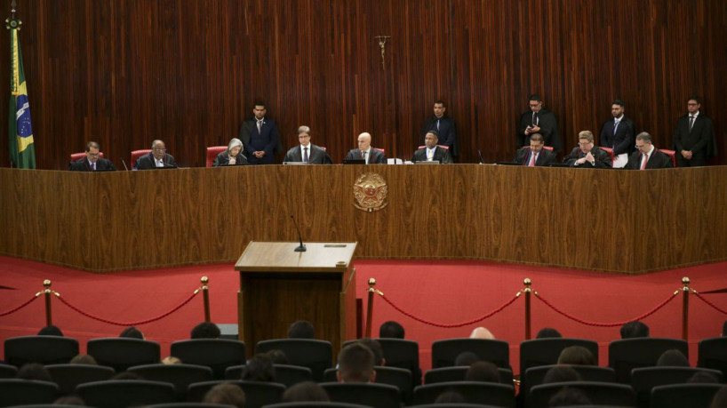 Brasília (DF), 22/06/2023 - O Tribunal Superior Eleitoral (TSE) realiza sessão plenária para o julgamento da ação (Aije nº 0600814-85) que pede a inelegibilidade de Jair Bolsonaro e de Walter Braga Netto, candidatos à Presidência da República nas Eleições 2022. Foto: Marcelo Camargo/Agência Brasil