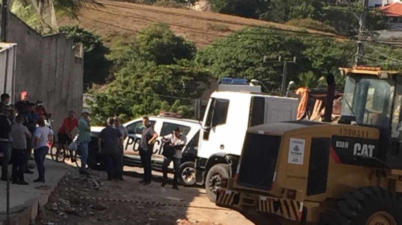 Homem é morto ao ser atropelado por trator no bairro Vicente Pínzon, em Fortaleza