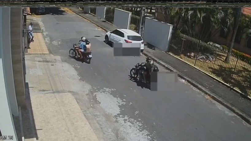 Vídeo mostra ação de criminosos no bairro Montese 