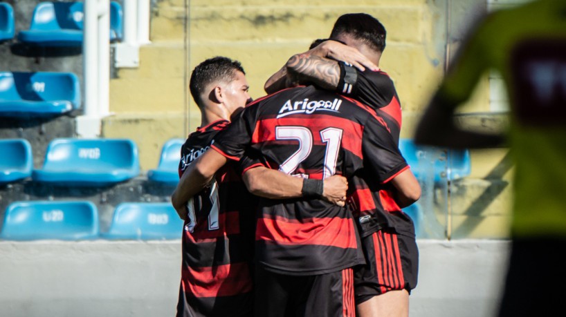 Jogadores do Atlético-CE comemoram vitória sobre Águia de Marabá no PV