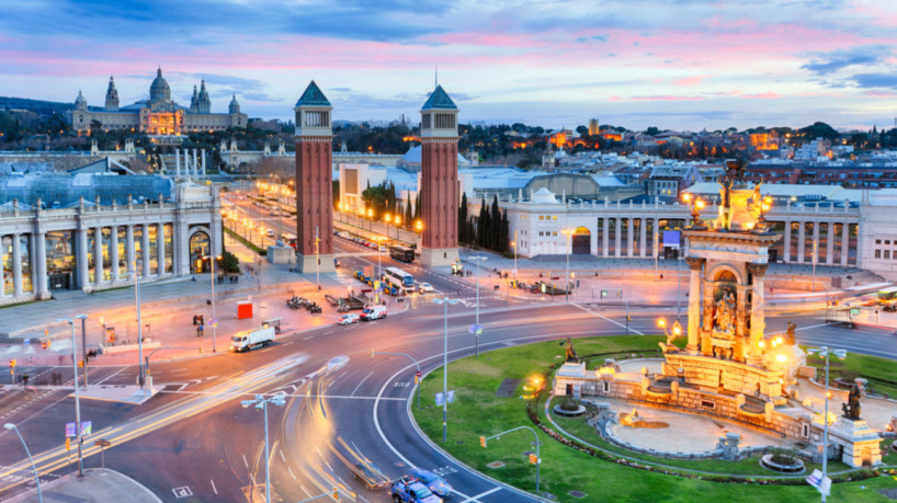 Barcelona é o destino ideal para passeios inesquecíveis (Imagem: TTstudio |  Shutterstock)