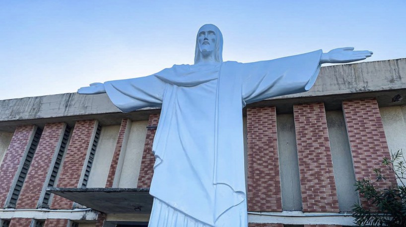 Missa na paróquia Cristo Redentor foi suspensa após confronto entre facções criminosas no Grande Pirambu, em Fortaleza