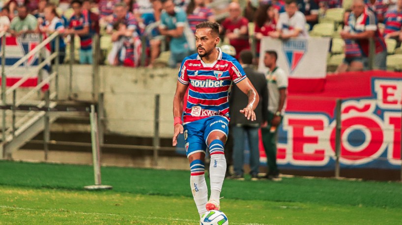 Bruno Pacheco, do Fortaleza, durante partida contra o Santos