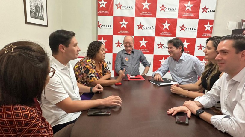 SENADOR Cid Gomes durante visita ao PT nesta segunda-feira, 14