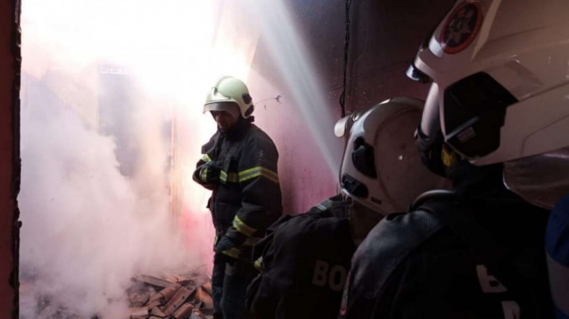 O Corpo de Bombeiros Militar do Ceará (CBMCE) apagou 727 incêndios em residências no período de janeiro a julho de 2023