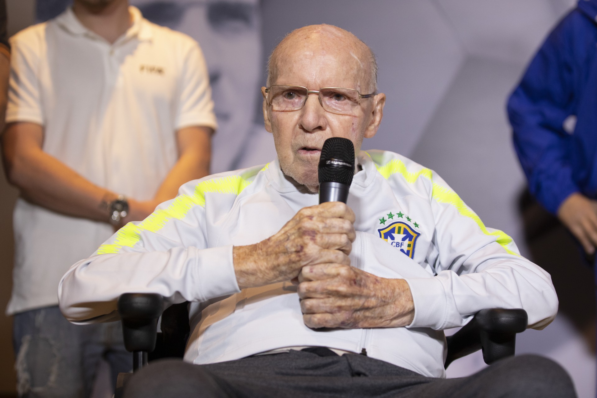 Zagallo recebe homenagem na sede da CBF em inauguração de estátua de cera (Foto: Lucas Figueiredo/CBF)