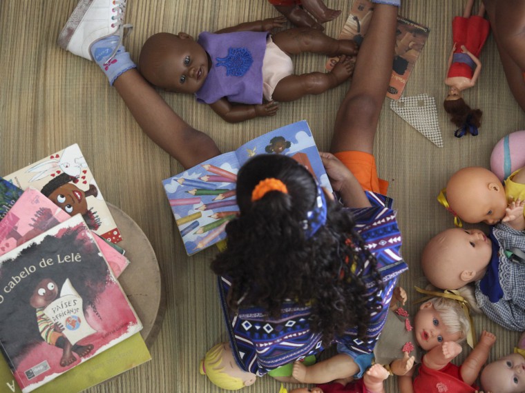 Mostra da Educação Infantil sobre relações étnico-raciais no cotidiano da Educação Infantil no Cuca José Walter(Foto: FÁBIO LIMA)