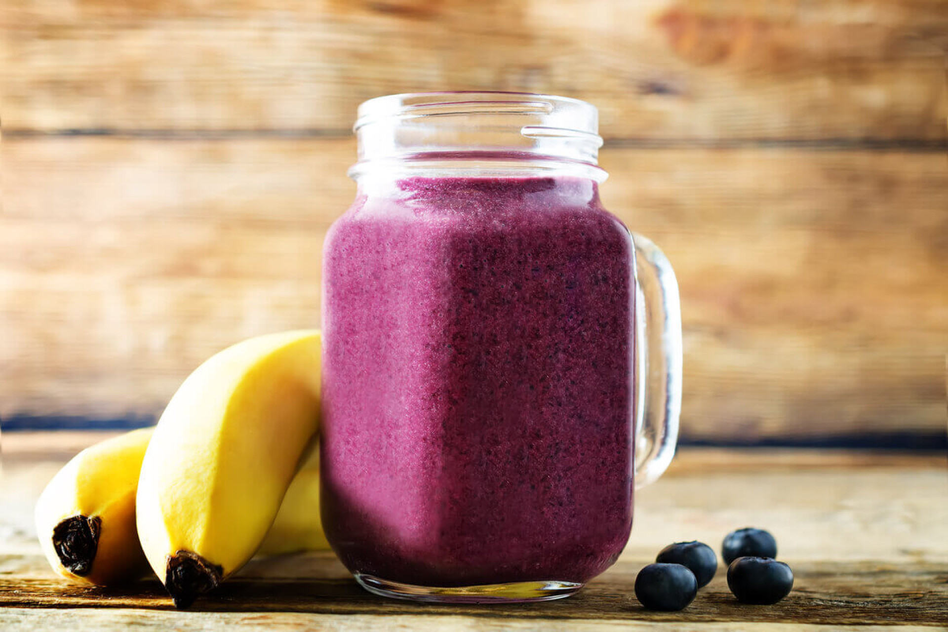 Vitamina de açaí com banana e whey protein (Imagem: Nataliya Arzamasova | Shutterstock)