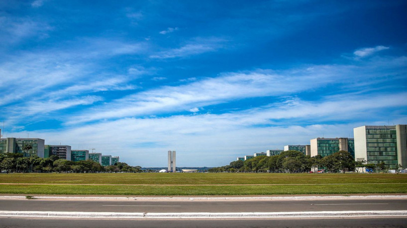 Brasília - 23.05.2023 - Cenas da cidade de Brasília. Na foto a Esplanada dos MInistérios. Foto: José Cruz/ Agência Brasil




