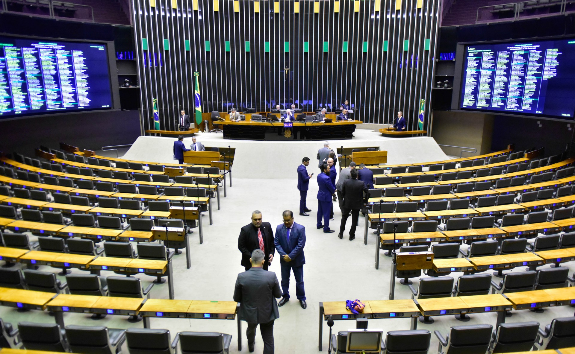 A decisão veio depois que o presidente da Câmara, Arthur Lira (PP-AL), publicou um ato para que os deputados federais estivessem em Brasília na segunda (Foto: Zeca Ribeiro / Câmara dos Deputados)