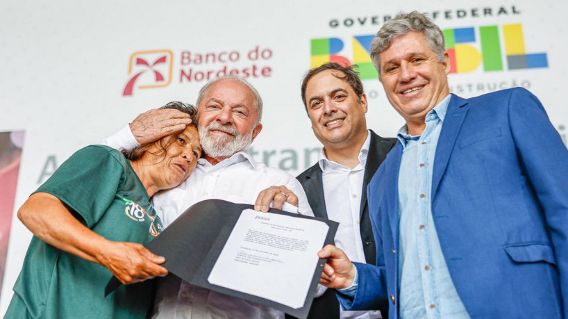 01.09.2023 - Presidente da República, Luiz Inácio Lula da Silva, durante a cerimônia comemorativa de 18 anos de criação do Programa Agroamigo e de 25 anos do Programa Crediamigo, na sede do Banco do Nordeste. Fortaleza - CE. Foto: Ricardo Stuckert / PR