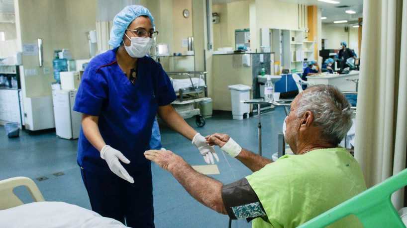 Foto de apoio ilustrativo (sessões de fisioterapia na ala especializada do Hospital Geral de Fortaleza). O Fórum também planeja a elaboração de um documento que possa subsidiar propostas para futuras ações mais efetivas