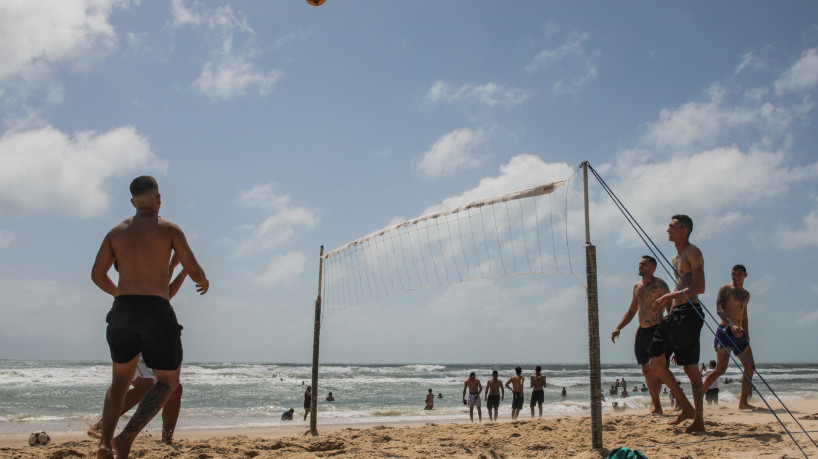 Pouco movimento na manhã de domingo (10) na Praia do Futuro 