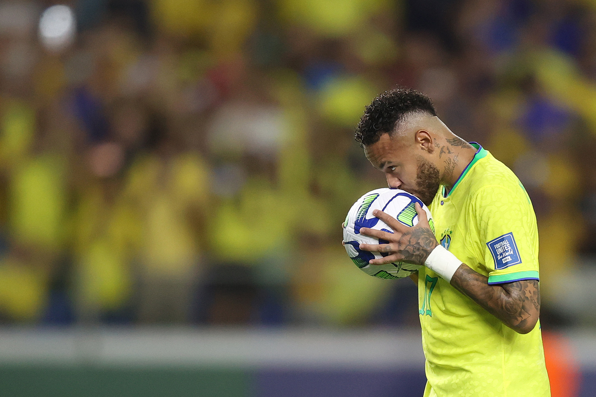 Bobo é quem se surpreende com Neymar, André Bloc