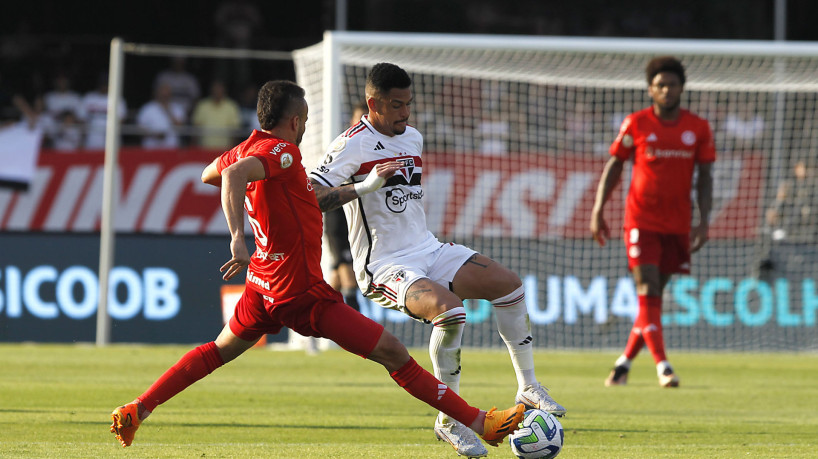 São Paulo entra em campo pelo Campeonato Paulista 2024 nesta terça-feira, 23