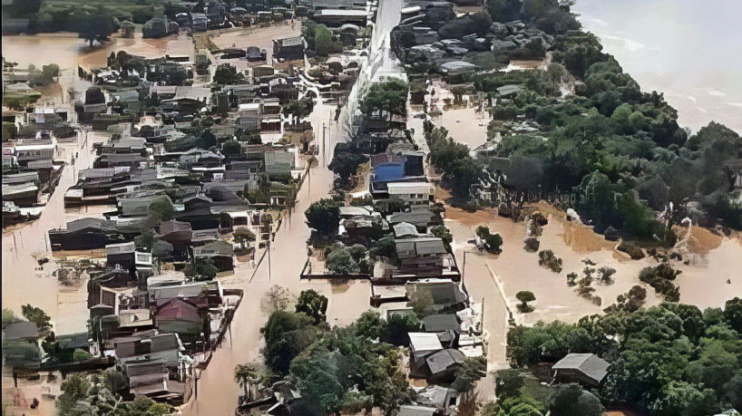 
Rio Grande do Sul – Ciclone – Sobrevoo, assistência e resgate de pessoas ilhadas em Bom Retiro do Sul (RS). Foto: Marinha do Brasil/RS
