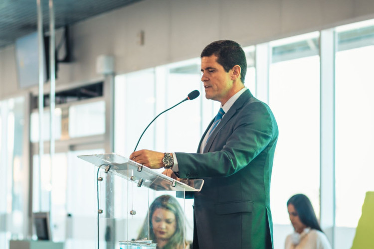 O diretor-presidente da Aena Brasil, Santiago Yus, participou da solenidade em Juazeiro do Norte