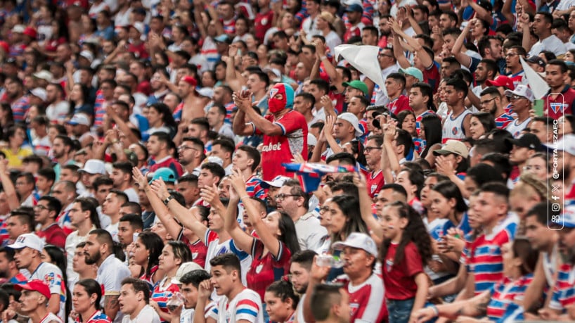 Torcida do Fortaleza durante partida da Copa Sul-Americana