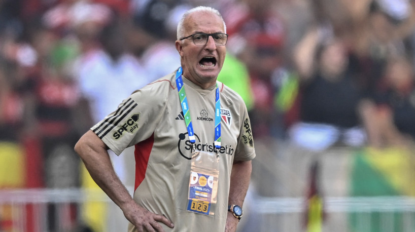 Técnico Dorival Júnior no jogo Flamengo x São Paulo, no Maracanã, pela final da Copa do Brasil 2023