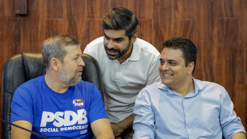 FORTALEZA-CE, BRASIL, 23-09-2023: Elcio Batista / Queiroz Filho / Gardel Rolim. PSDB realiza convensão municipal, Kamyla Castro toma poss como presidente da sigla na capital cearense. (Foto: Aurelio Alves/O Povo)