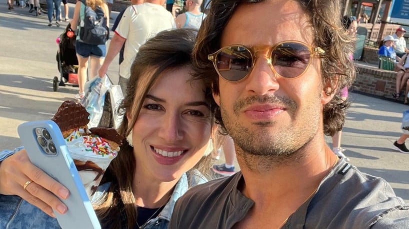 Rebeca Abravanel, 42, e o jogador Alexandre Pato, 34, estão à espera do seu primeiro filho juntos