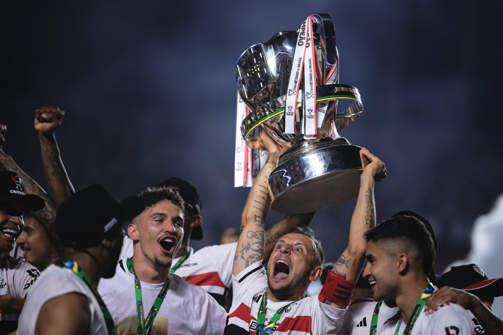 São Paulo bateu o Flamengo na decisão da Copa do Brasil e reduziu distância para o clube carioca e para o rival paulista Palmeiras(Foto: ETTORE CHIEREGUINI/AGIF - AGÊNCIA DE FOTOGRAFIA/ESTADÃO CONTEÚDO)