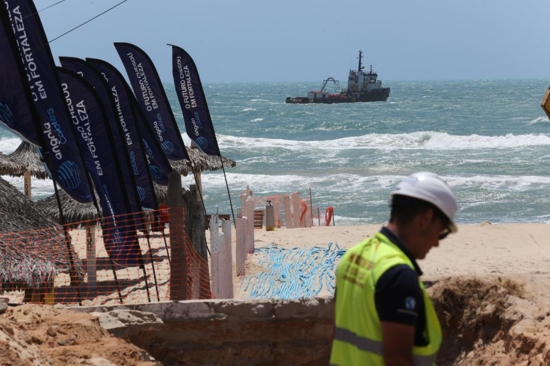 A REGIÃO é local de instalação dos cabos submarinos de fibra óptica (Foto: Fábio Lima)