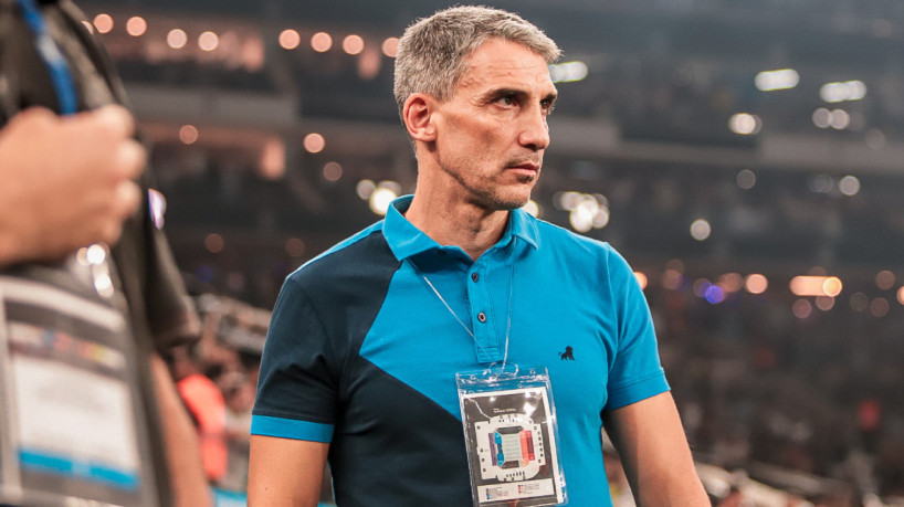 Vojvoda, técnico do Fortaleza, durante a semifinal da Copa Sul-Americana contra o Corinthians