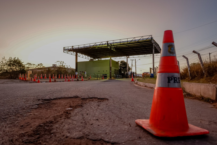 FORTALEZA-CE, BRASIL, 27-09-2023: Visita ao presidio CPPD 4, Juizes da vara de excursão penal de Fortaleza fizeram visitas para vistorias denuncias. (Foto: Aurelio Alves/O Povo)