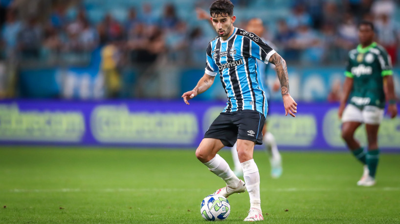 Mathías Villasanti em atuação pelo Grêmio na Série A do Campeonato Brasileiro