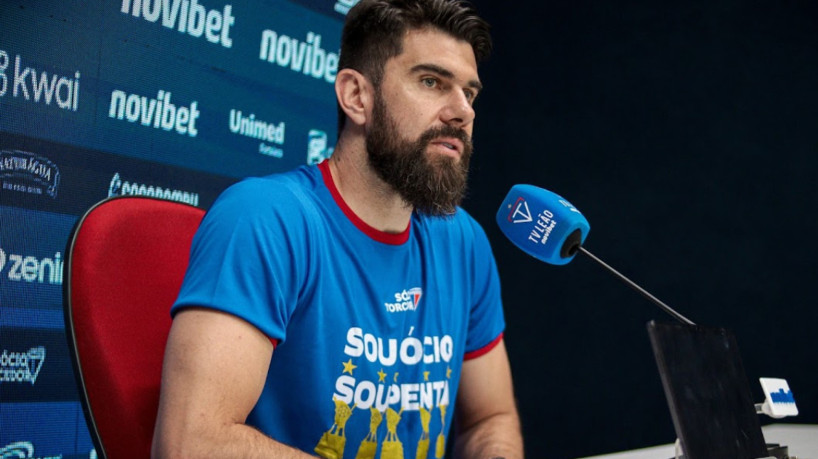 Fernando Miguel, goleiro do Fortaleza, em entrevista coletiva no Pici