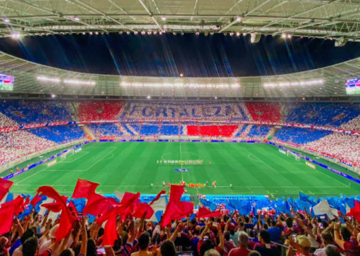 Mosaico da torcida do Fortaleza durante quartas de final da Copa Sul-Americana
