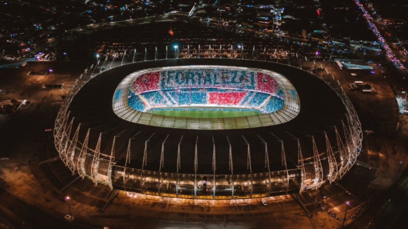 Mosaico da torcida do Fortaleza durante quartas de final da Copa Sul-Americana