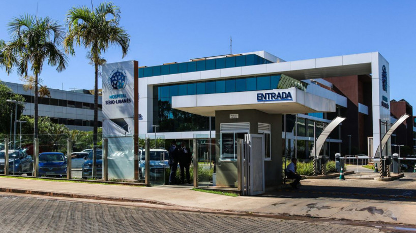 Brasília (DF), 26/07/2023, Fachada do hospital Sírio Libanês em Brasília, onde o presidente Lula foi fazer exames no quadril. Foto: José Cruz/Agência Brasil